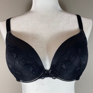 TORRID Charcoal Fishnet & Lace Push Up Plunge Bra NWOT